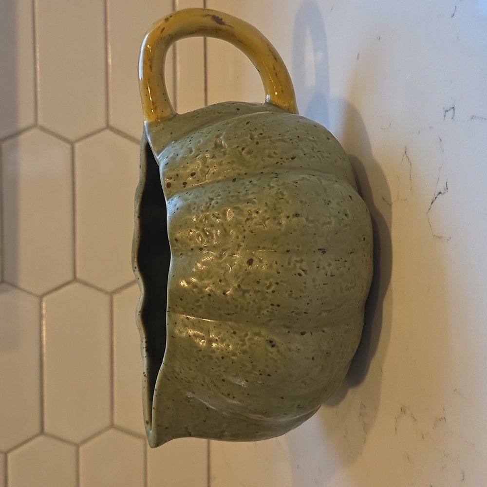Williams Sonoma Barbara Eigen Green and Yellow Ceramic Gravy Dish